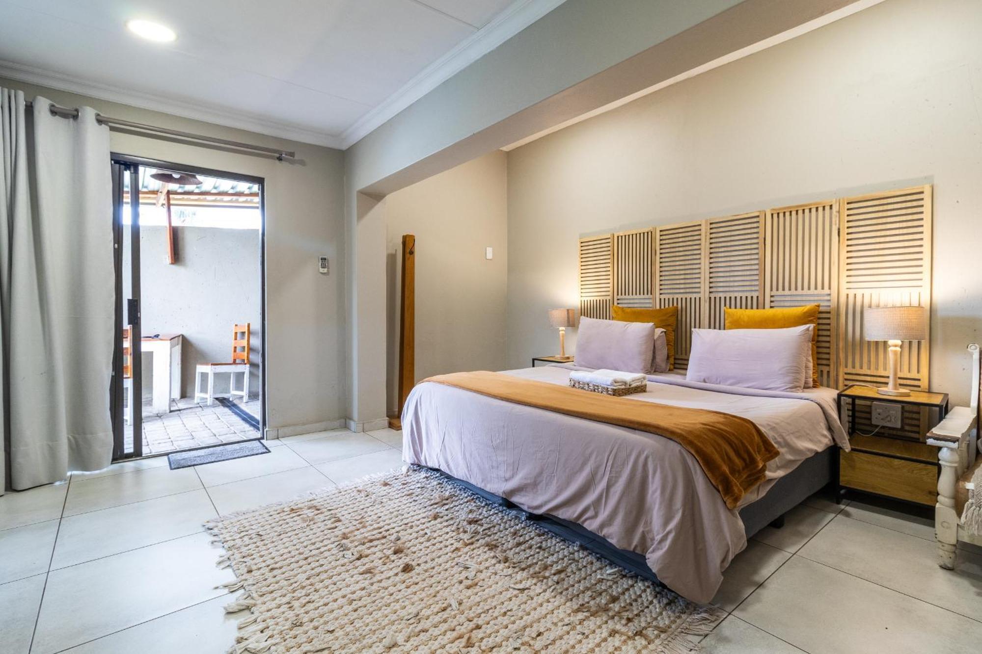 Bosveld In Die Stad 2 Guesthouse อัลเบอร์ตัน ภายนอก รูปภาพ