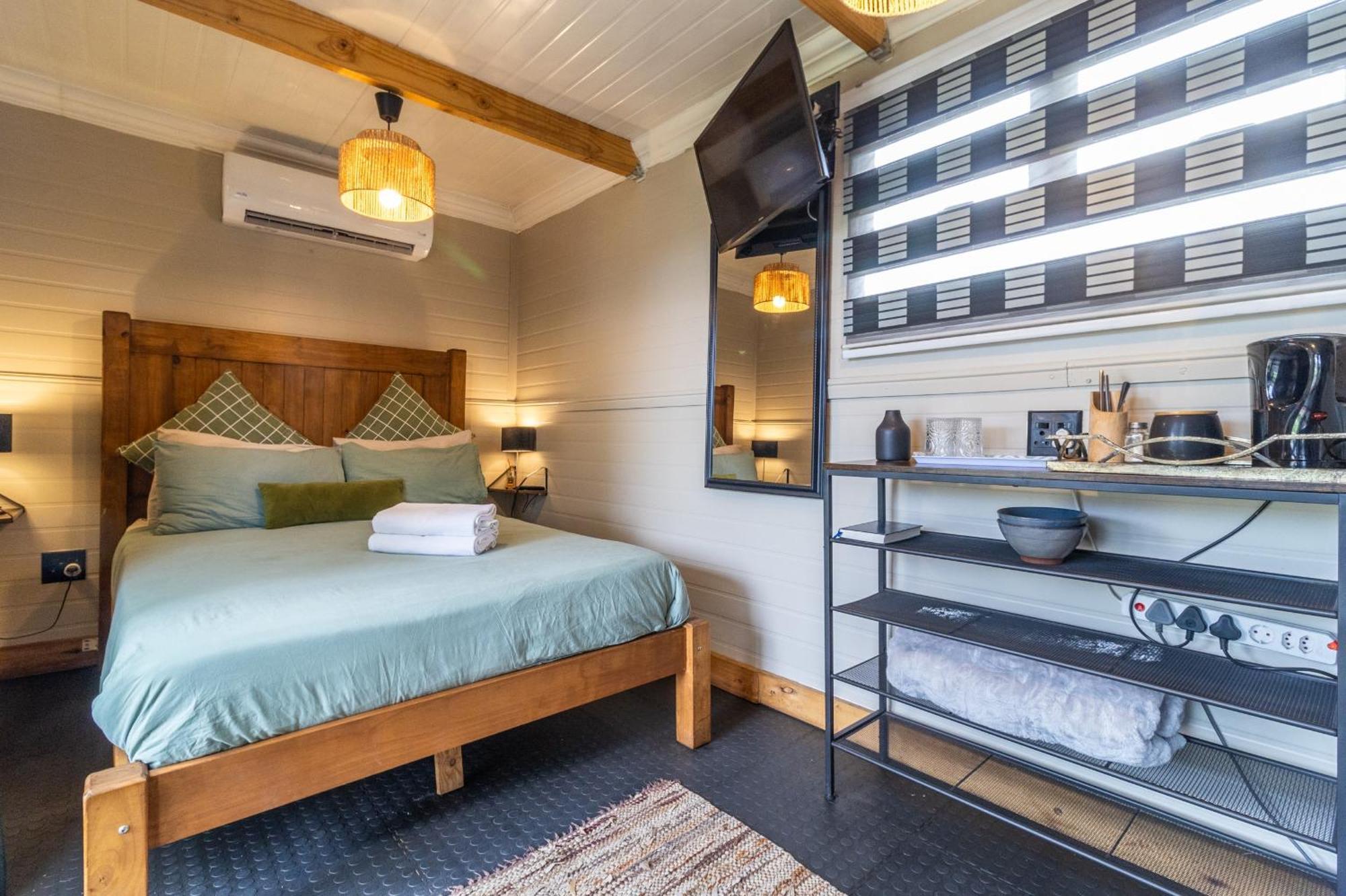 Bosveld In Die Stad 2 Guesthouse อัลเบอร์ตัน ภายนอก รูปภาพ