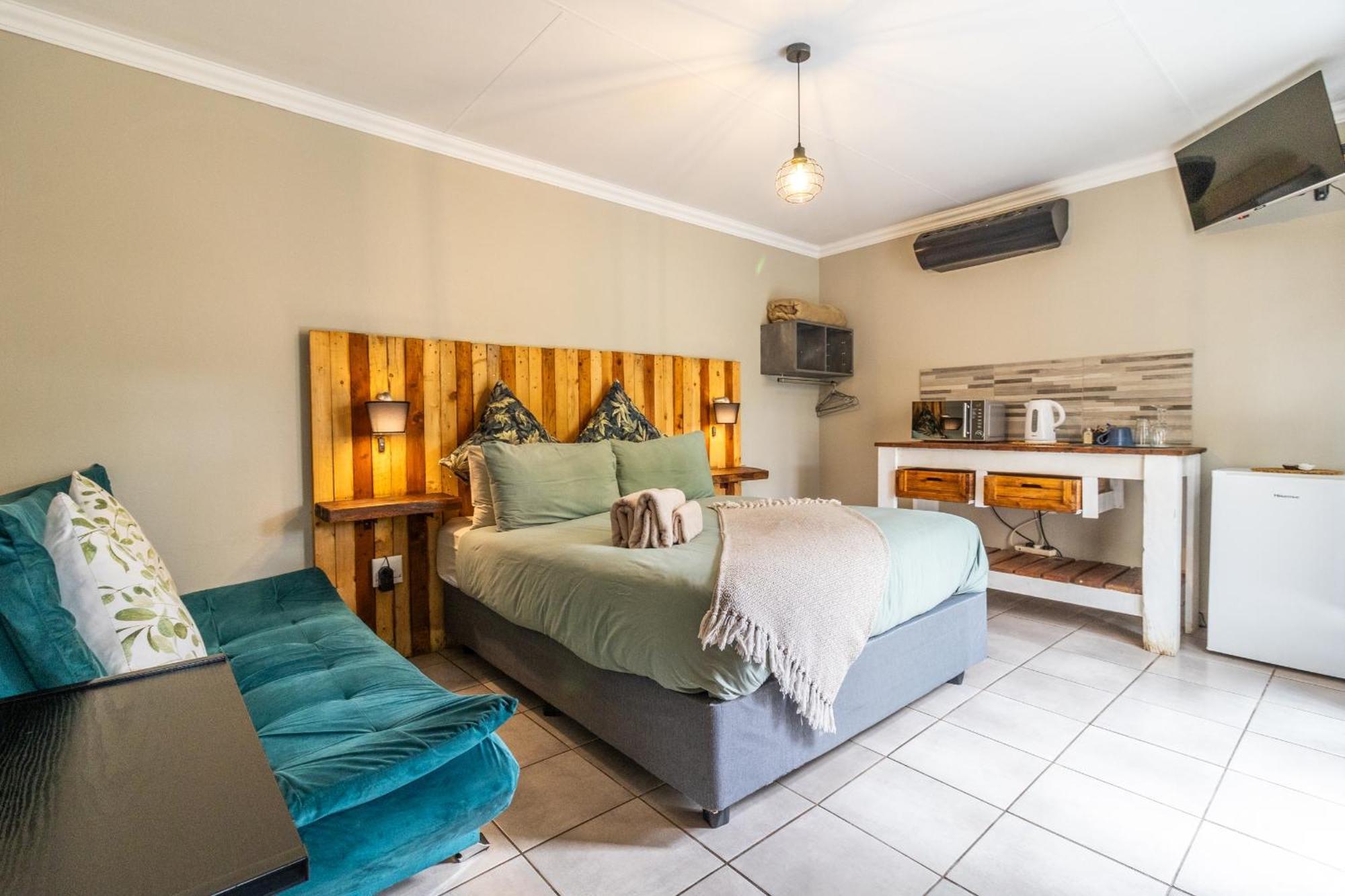 Bosveld In Die Stad 2 Guesthouse อัลเบอร์ตัน ภายนอก รูปภาพ